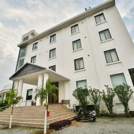 Palette - The Elegance Resort Chittorgarh Zewnętrze zdjęcie