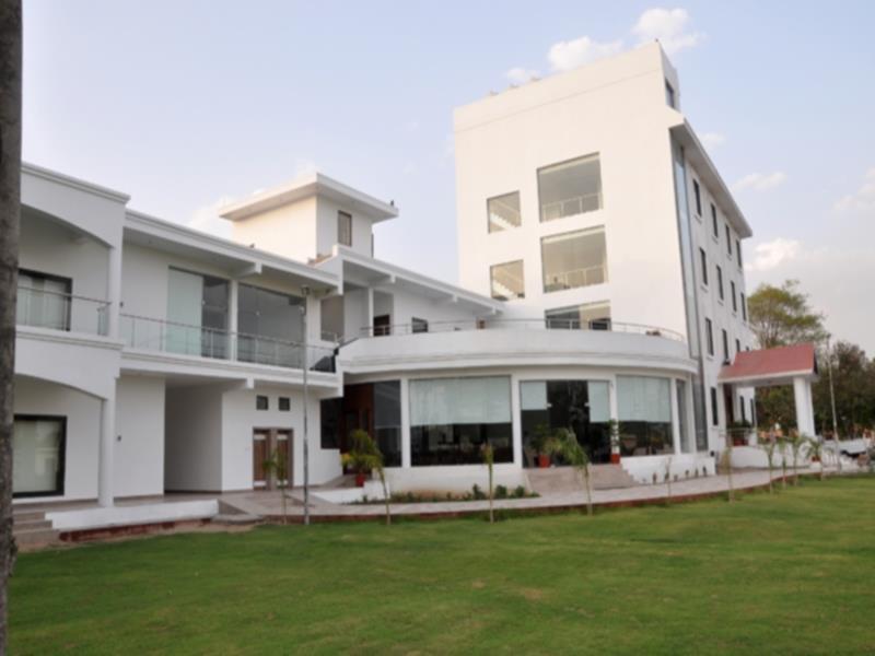 Palette - The Elegance Resort Chittorgarh Zewnętrze zdjęcie