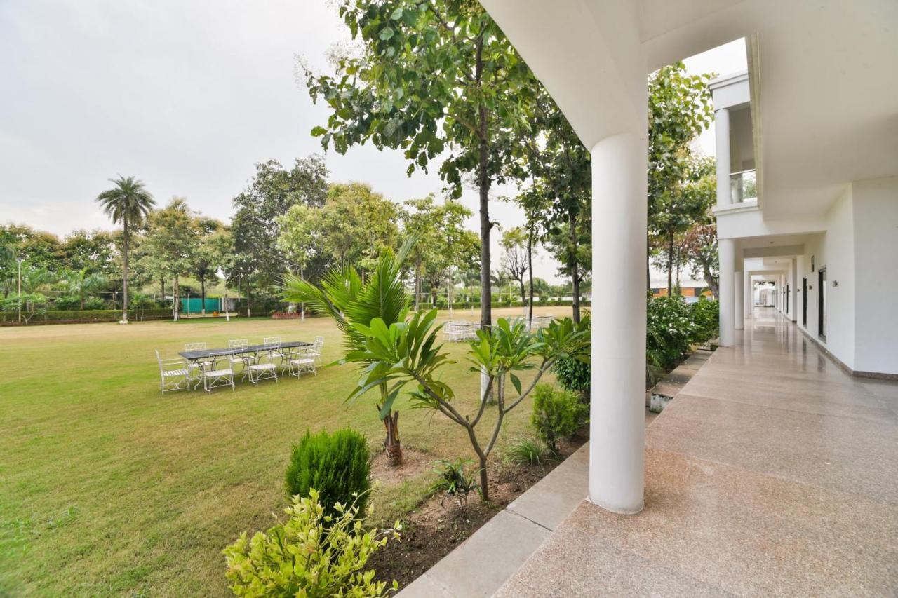 Palette - The Elegance Resort Chittorgarh Zewnętrze zdjęcie
